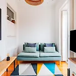 Bright Loft @ Downtown Διαμέρισμα *