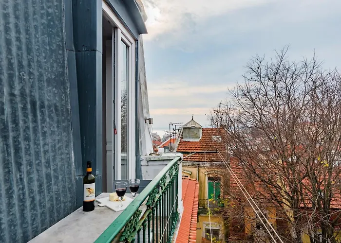 Bright Loft @ Downtown *