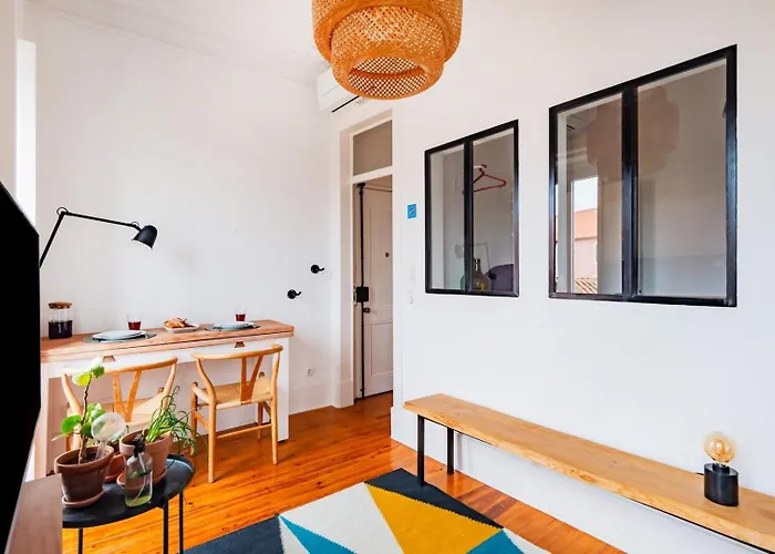 Bright Loft @ Downtown Apartmán